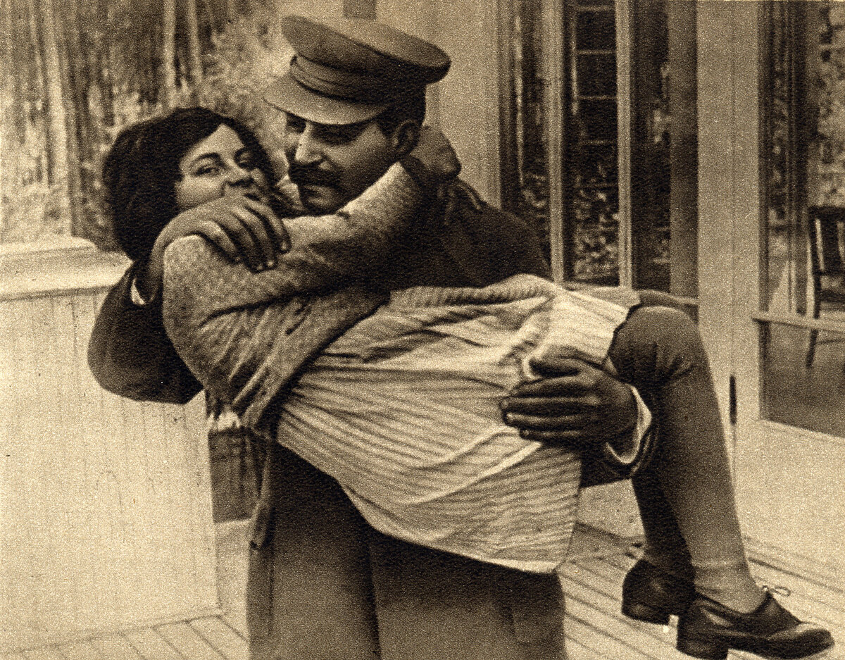 Сталин с дочерью Светланой, 1935 год