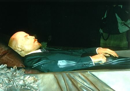 Секретные фото Ленина в мавзолее