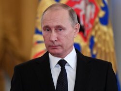 Президент России Владимир Путин сравнил коммунизм с христианством, а мавзолей Владимира Ленина – с почитанием мощей святых. Это абсолютно правильный подход к проблеме, направленный на примирение сторон и установление спокойной обстановки в стране.