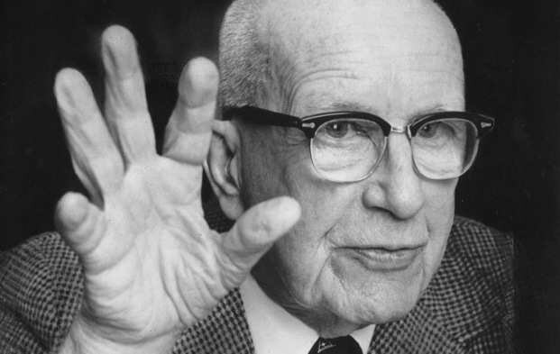  Сам Фуллер считал свои конкретные научные и инженерные достижения лишь побочным результатом движения к решению глобальной задачи наиболее эффективного использования человеком пространства, времени и материалов.