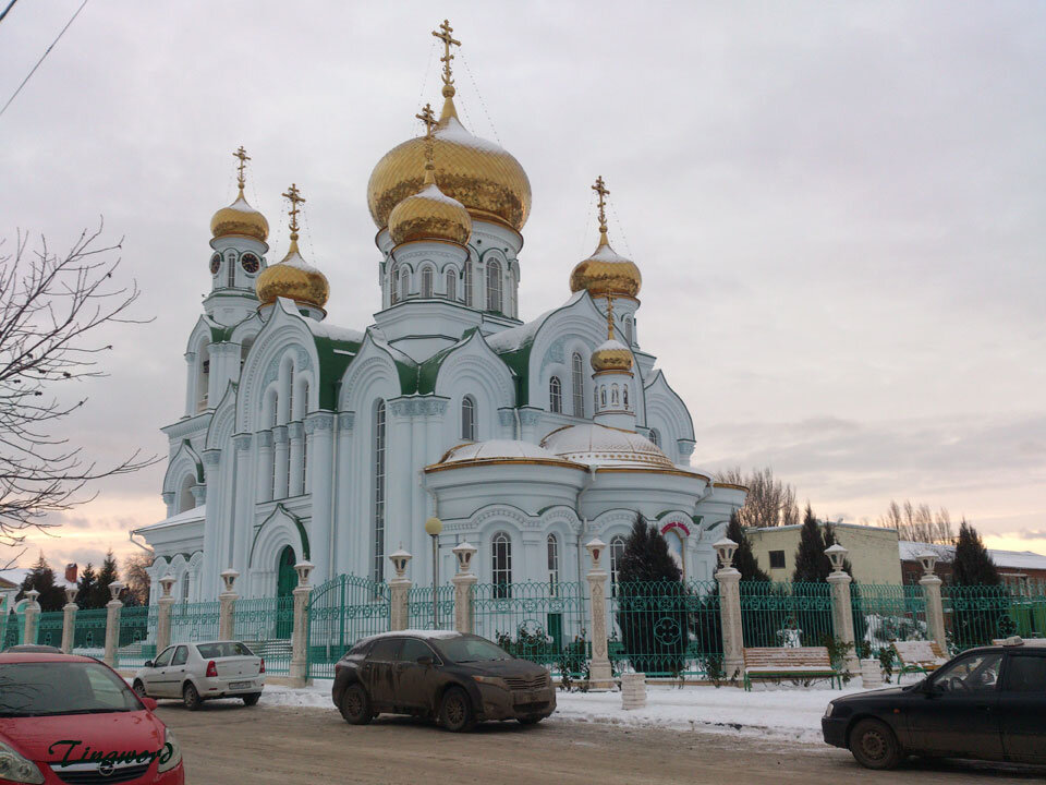 Святотроитцкий храм батайска. Храма свято-троицкий храм батайск. Храм троицы батайск. Храм покрова пресвятой богородицы (батайск). Храм троицы батайск.