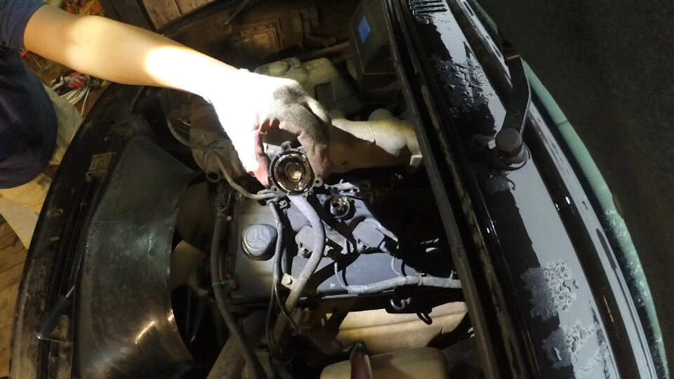 мембрана в крышке маслоотделителя