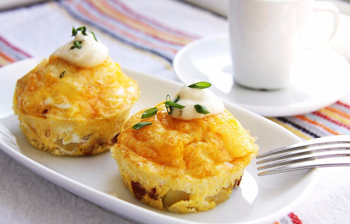 Маффины с беконом и яйцом