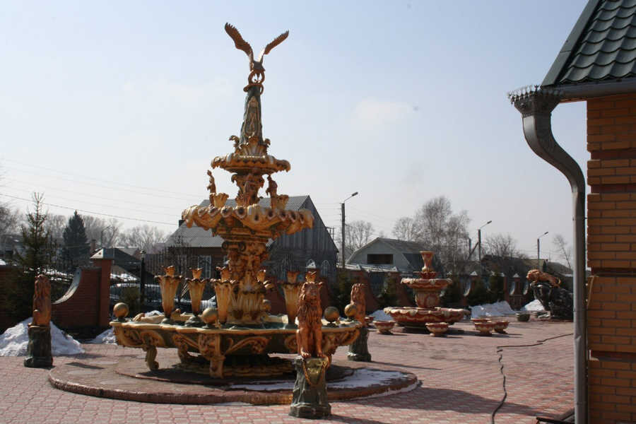 Кафе "Золотая империя"