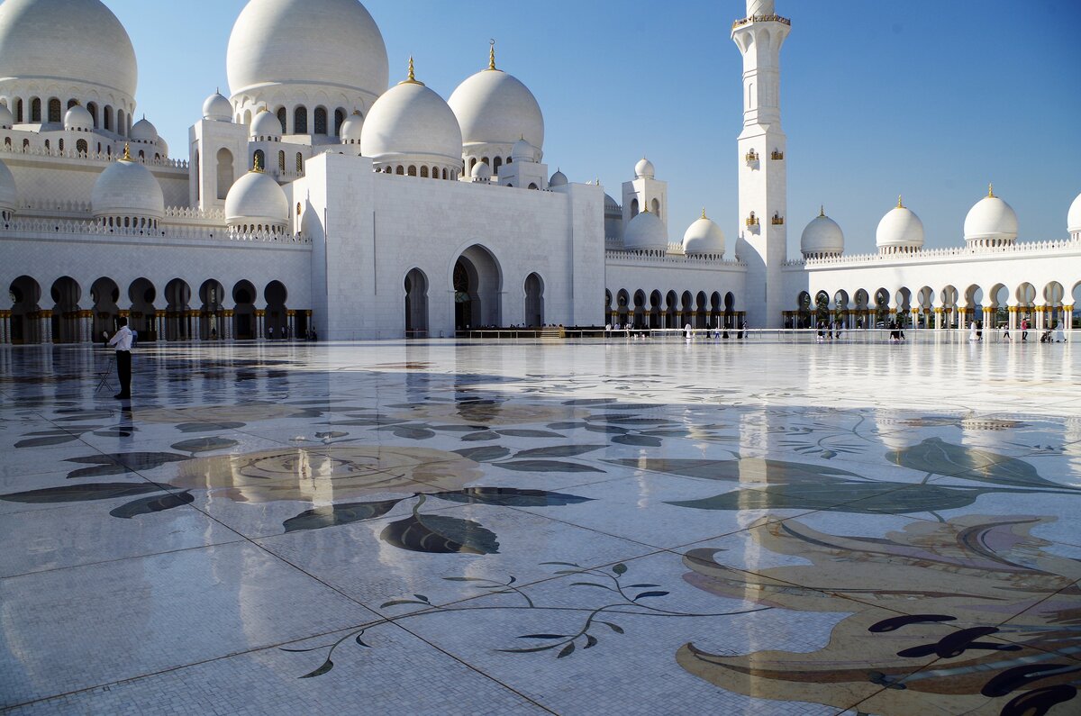 Мечеть шейха зайда фото туристов