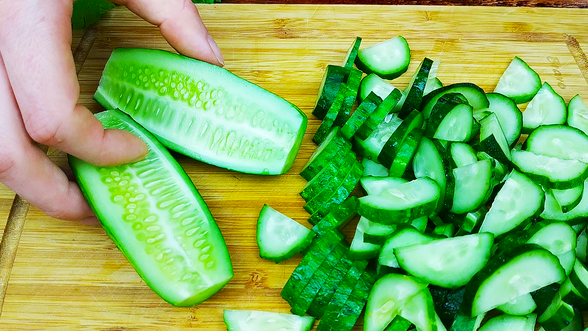 Салат из огурцов