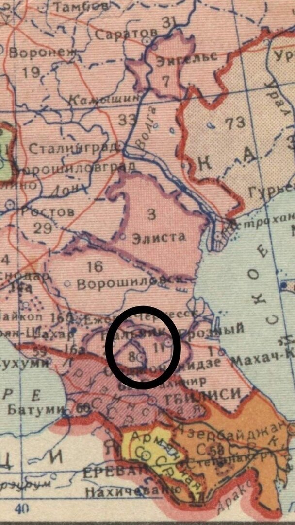 Черным на карте выделены Чеченская АССР и ингушская АССР