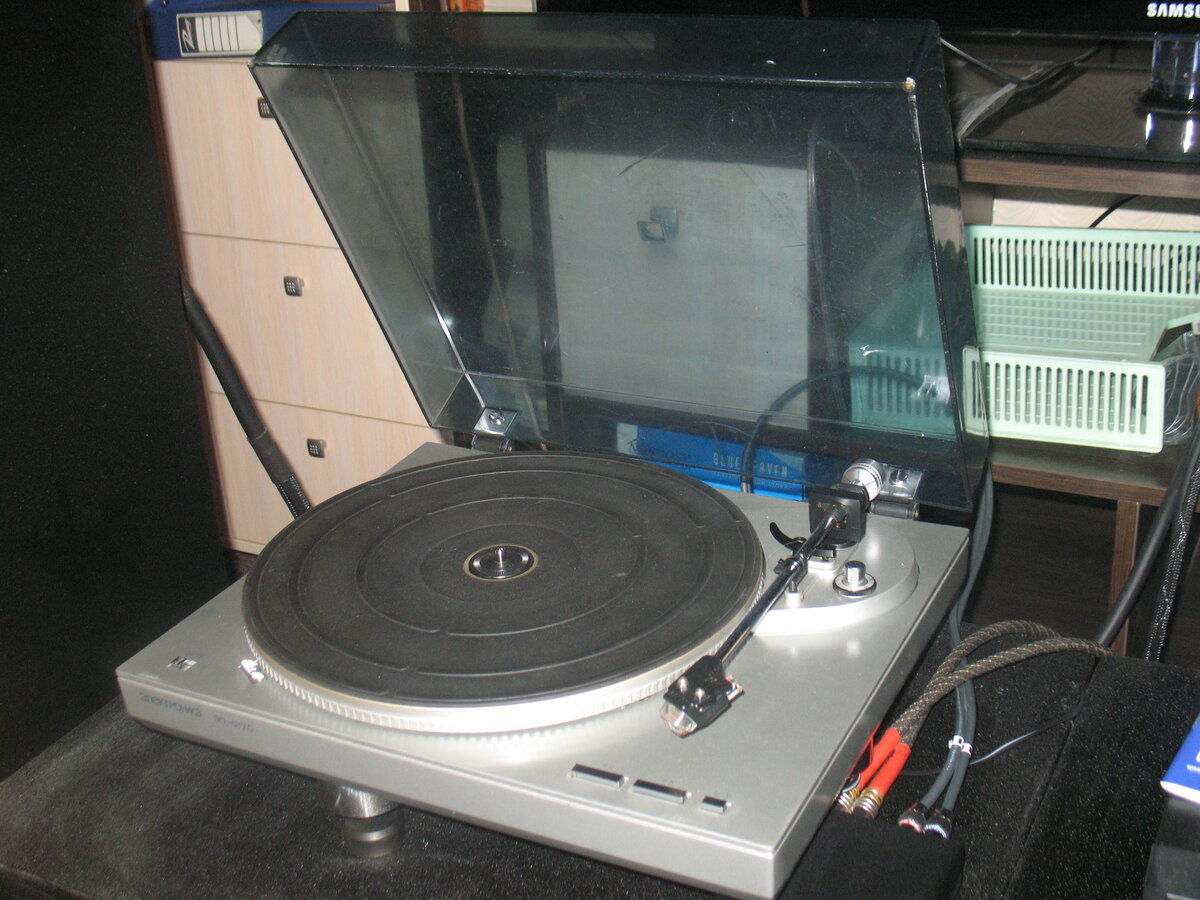 Та самая "Электроника" с которой началось моё возвращение к винилу.