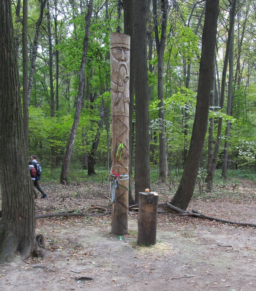 Языческое капище в Царицыно