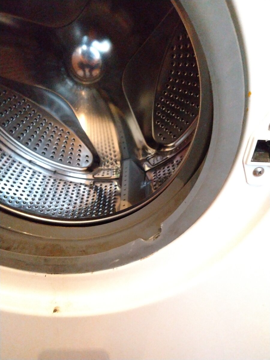 Вот такая была дыра