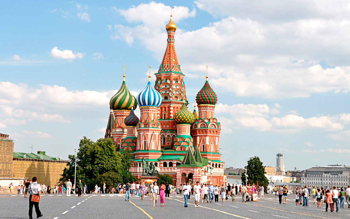 ХРАМ ВАСИЛИЯ БЛАЖЕННОГО. 1555–1561. ФОТОГРАФИЯ: TOURNAVIGATOR.NET