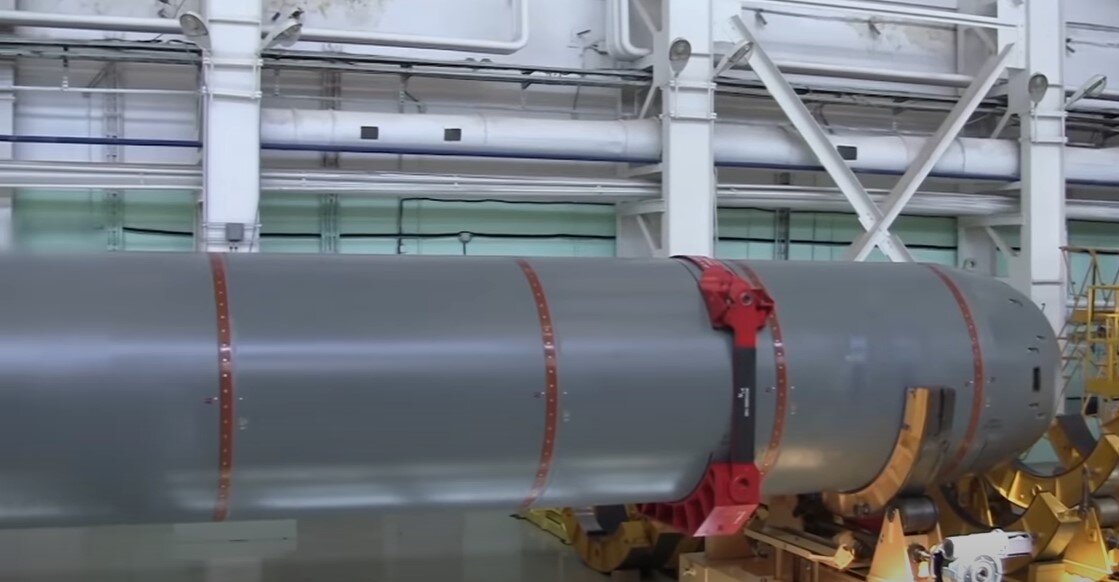 «Посейдон» в сборочном цехе завода-изготовителя. Источник изображения, видео на сайте МО