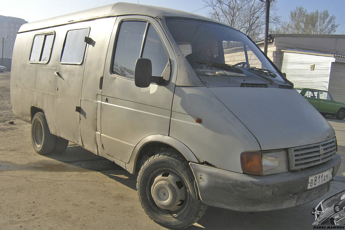 Грузопассажирский фургон ГП-3302 (фото Н.Маркова)