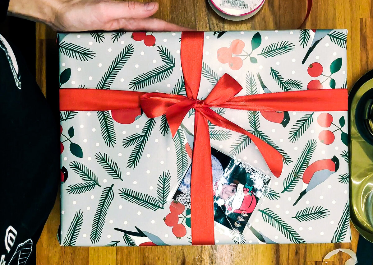 Тоже готовлю и упаковываю подарочки 