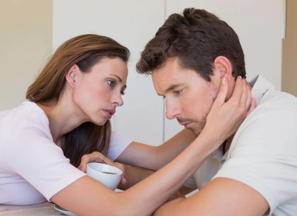 Вторая семья. Муж всё время о чём-то думает