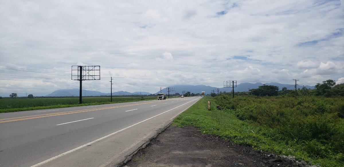 Горы где то не далеко