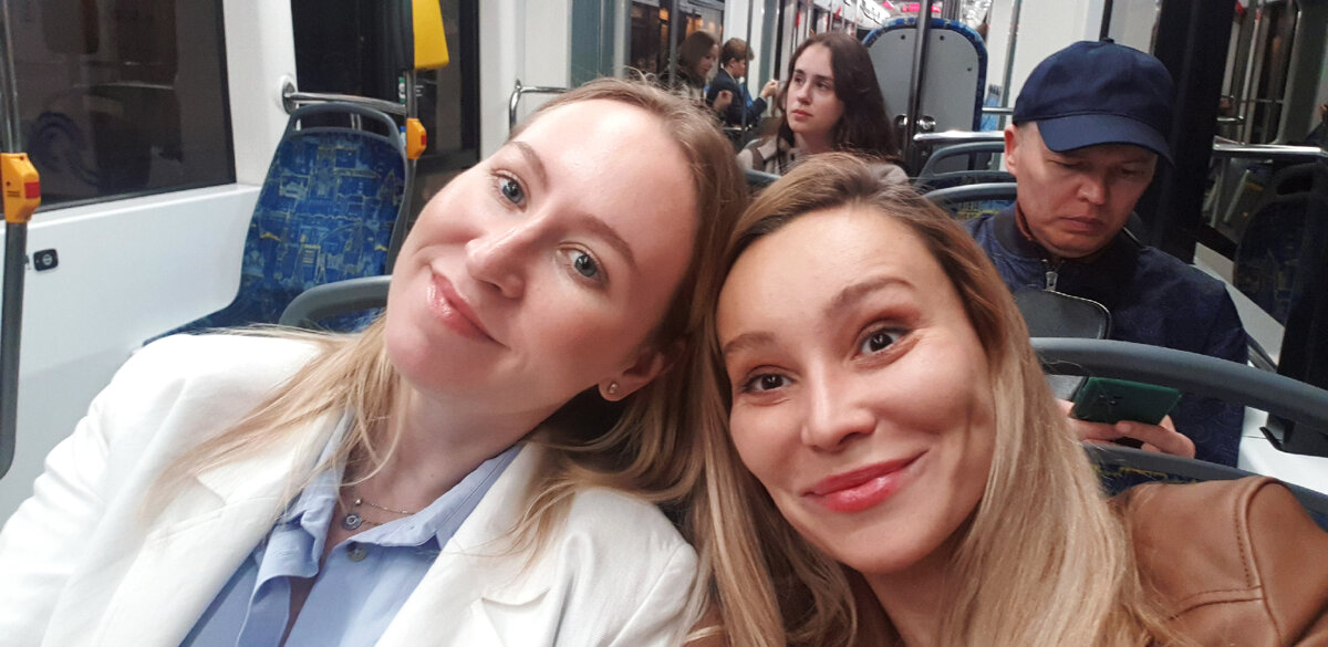 "Зайчики в трамвайчике, жаба на метле". Корней Иванович Чуковский, "Тараканище"