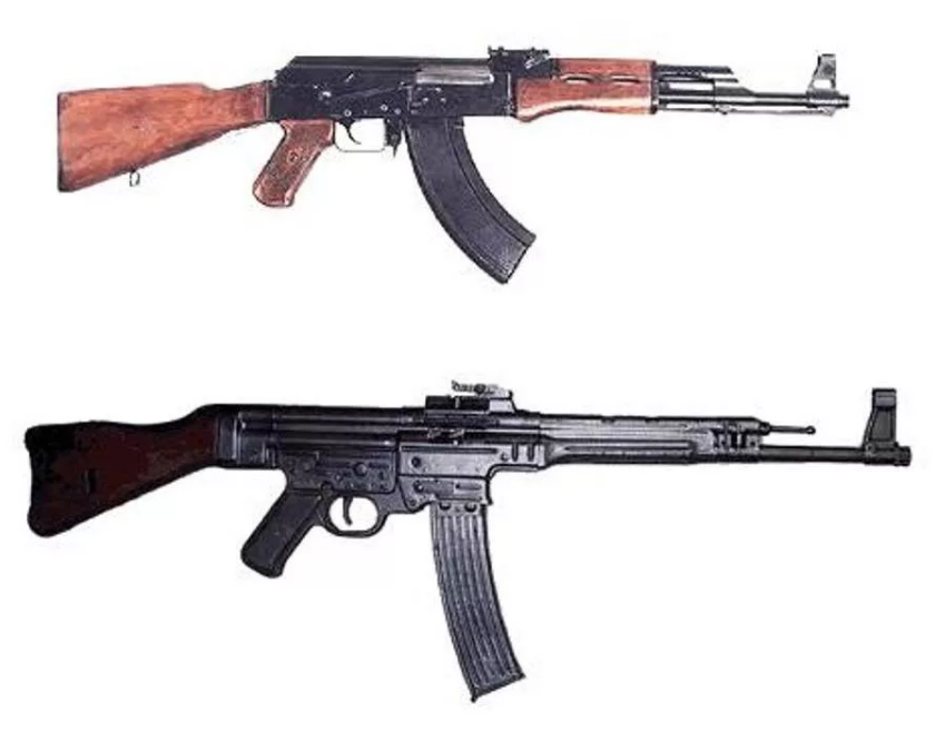 АК и немецкий  StG-44