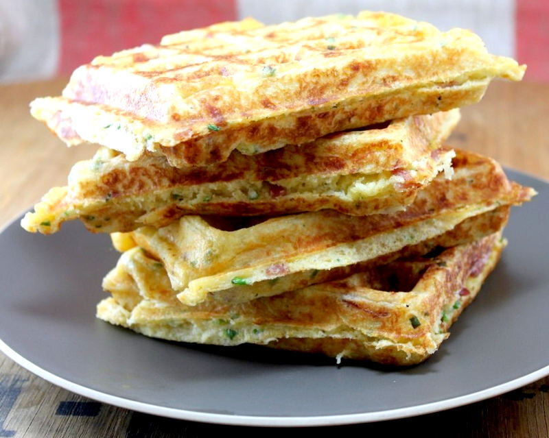 Бельгийские вафли с ветчиной и сыром – лучший завтрак