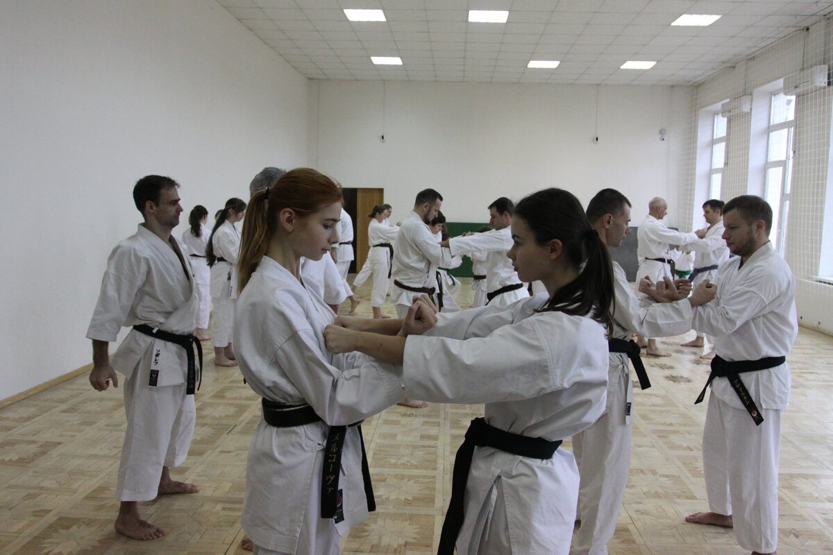 Если не слушаться мастера, то с тобой может приключиться оказия (смотри фото ниже)