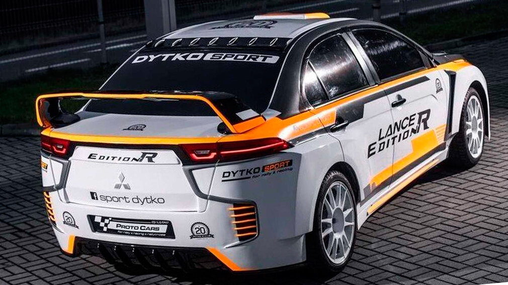 За основу создания Edition R была взята Mitsubishi Lancer X Last Edition