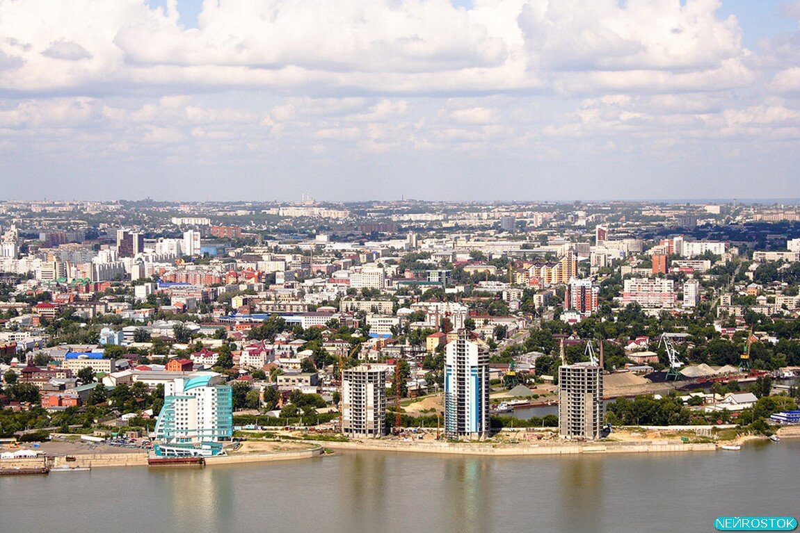 ("Боро" - волк + "ул" - река). В окрестностях города, прежде действительно водилось много серых хищников.  Алтайцы считали их священными животными. Волки жили вдоль берегов реки Барнаулки. Недалеко расположено село Волчиха. 