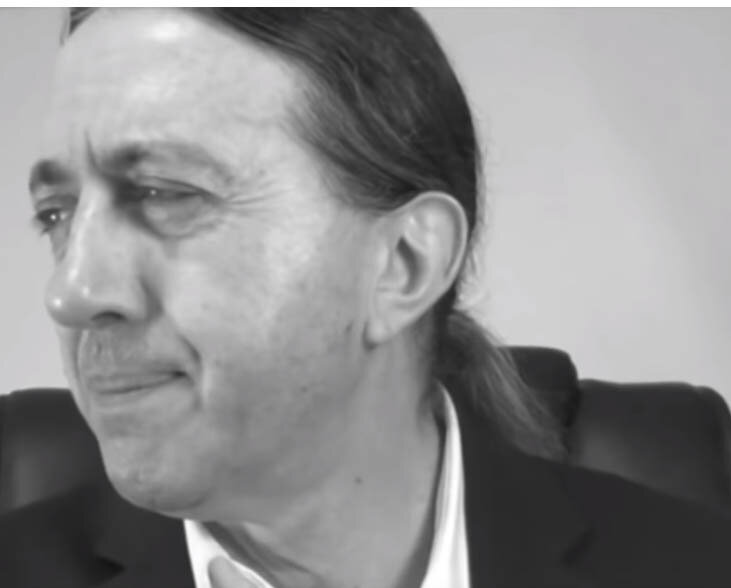 скрин с видео, Юрий Бурлан