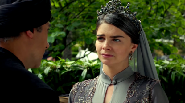 Михримах прощается с Сюмбюлем и покидает дворец Топкапы