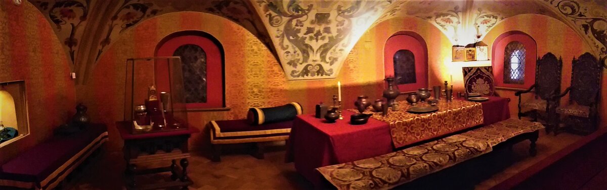 Панорама палат бояр Романовых.