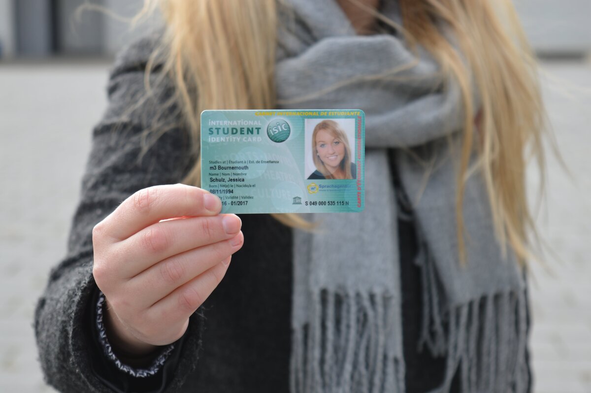 Фото не моё, я никогда не была блондинкой.;) 