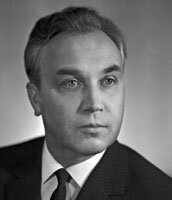           Григорий Романов