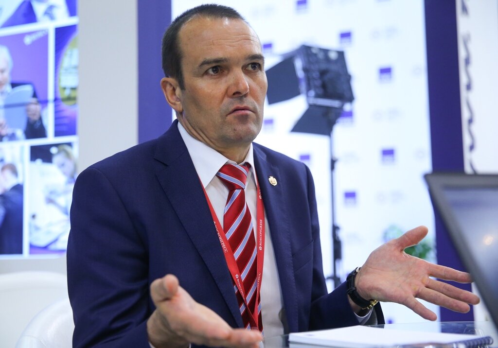 Экс-глава Чувашии Игнатьев. Фото с сайта news.myseldon.com