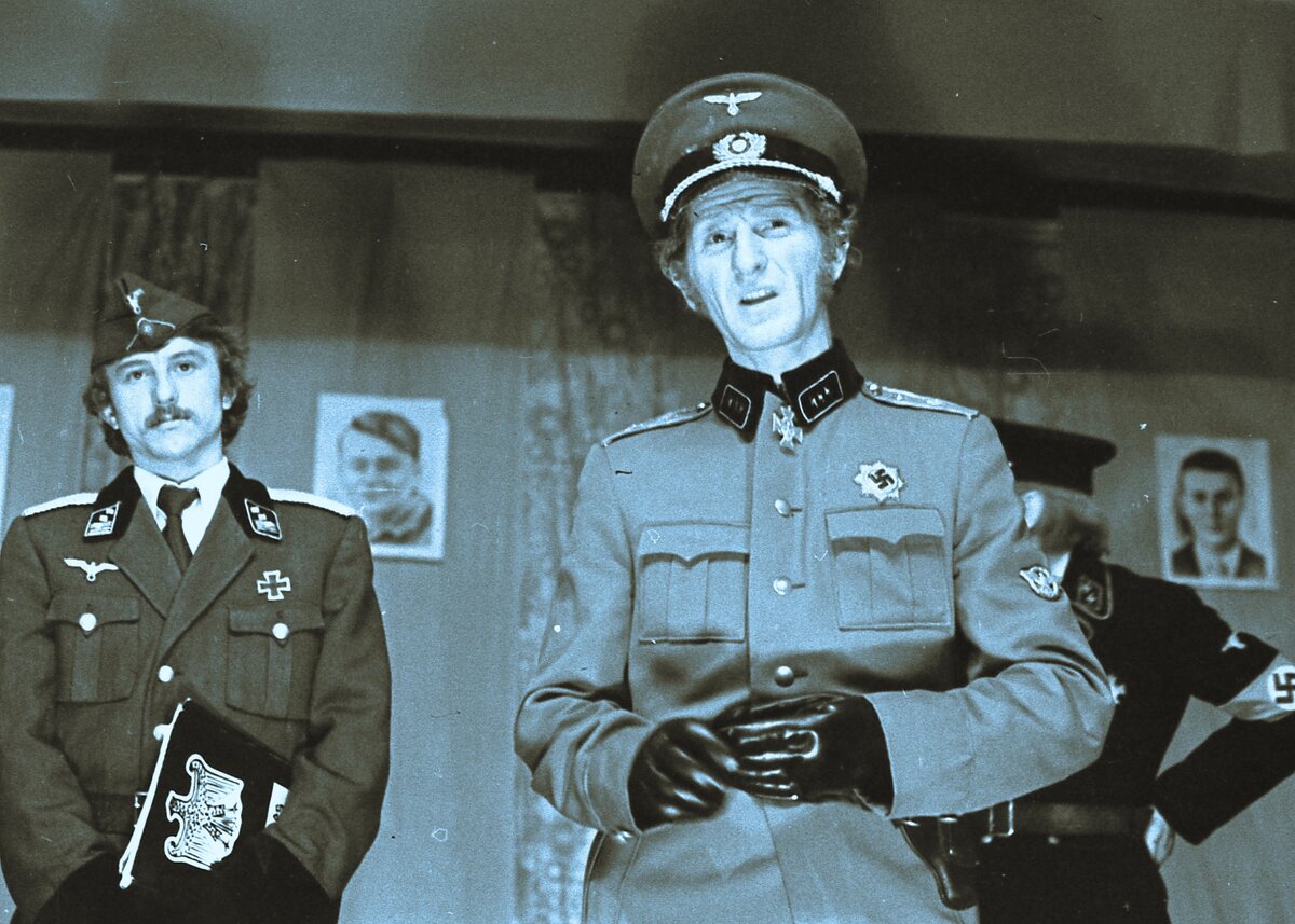 Премьера спектакля "Молодая гвардия". 8 мая 1976 года