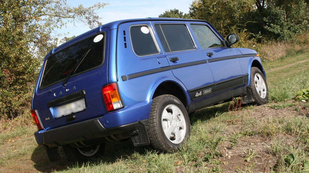 Пятидверная версия Lada 4x4
