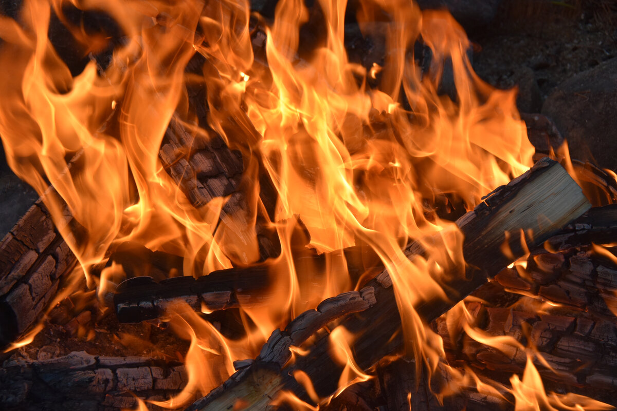 Центр притяжения - очаг