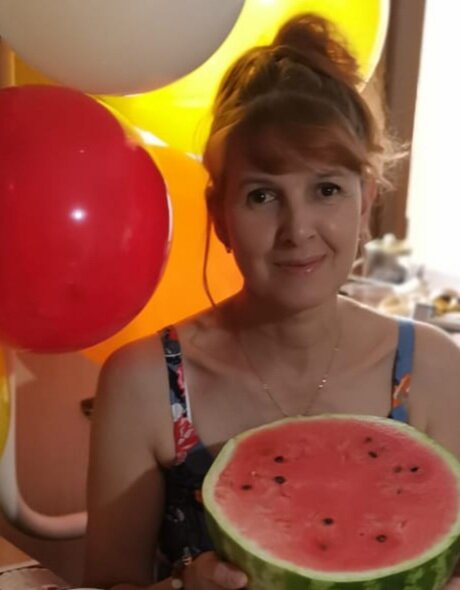 фото автора с арбузом.