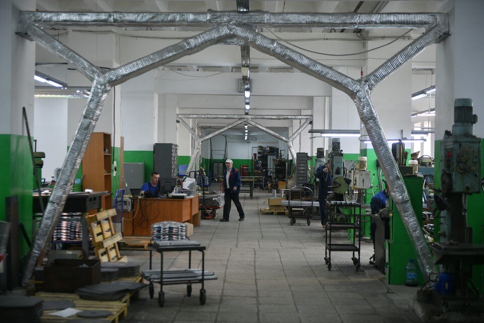     Рязанцы, задействованные в промышленности, чувствуют себя уверенно. Алексей БУЛАТОВ