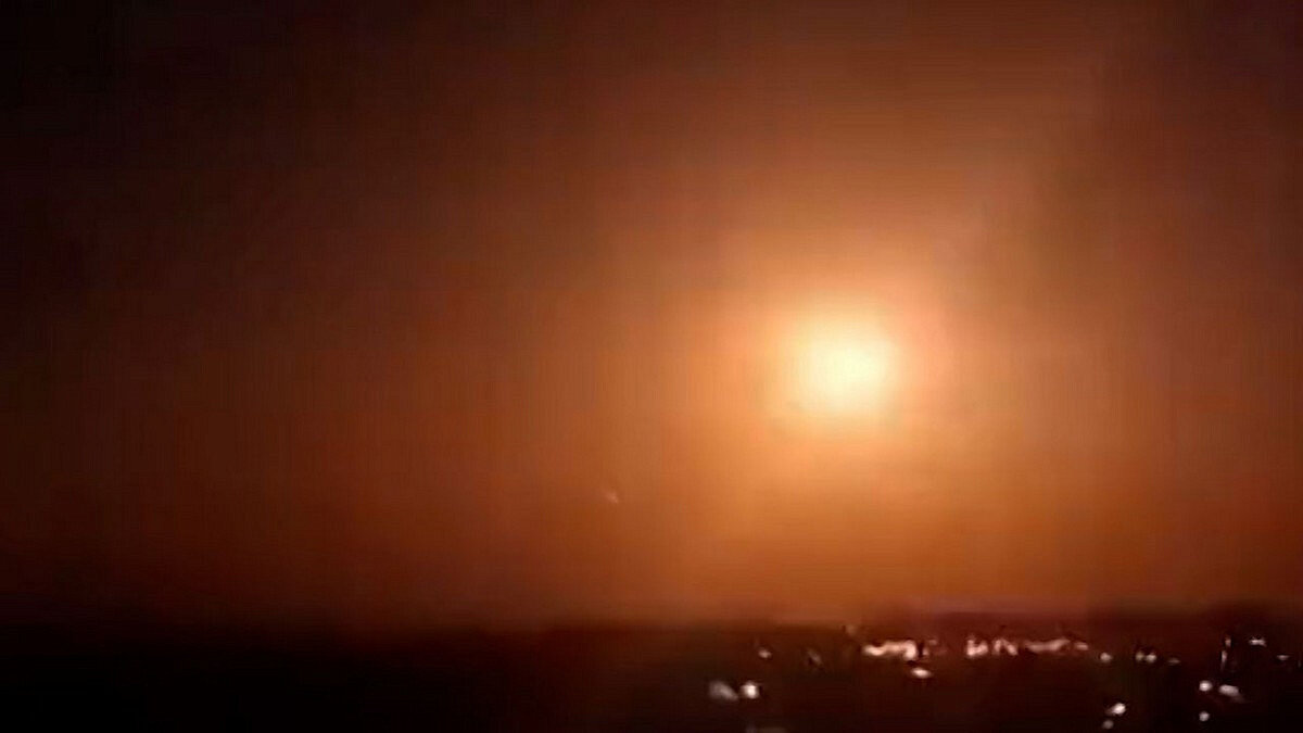 Падение турции. Метеорит в турции. Метеорит в турции 2024. Турция с космоса. Метеорит в турции 2024.