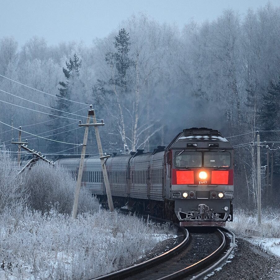 Звук приближающегося поезда. Поезд РЖД. Поезд зимой. Поезд в пути. Едем на поезде.