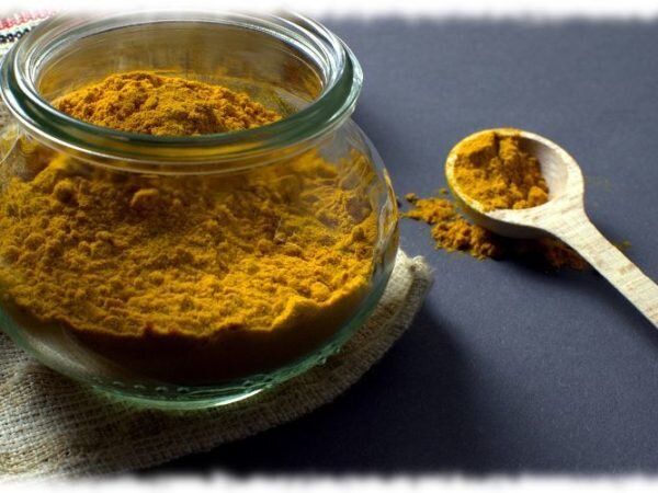 Изображение с сайта https://naychnoe-pitanie.ru/wp-content/uploads/2020/04/kurkuma-600x450.jpg