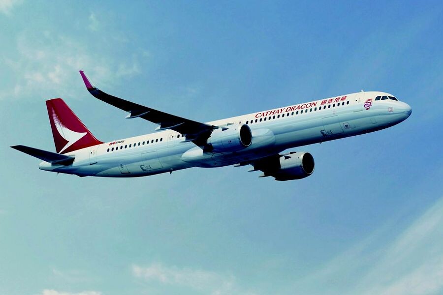 Заказ на 32 самолёта Airbus A321neo для авиакомпании Cathay Dragon был подтверждён 13 сентбяря