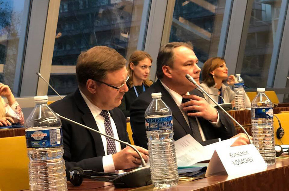 В ПАСЕ на переговоры отправились Константин Косачев и Петр Толстой. 
