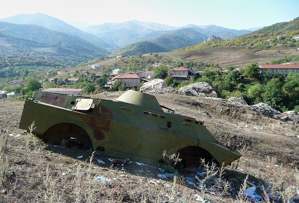 Остатки БРДМ-2 в Каринтаке/Дашалты (Нагорный Карабах).