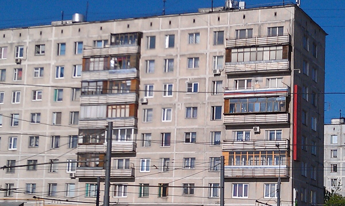 Панельный дом серии I-515/9М.