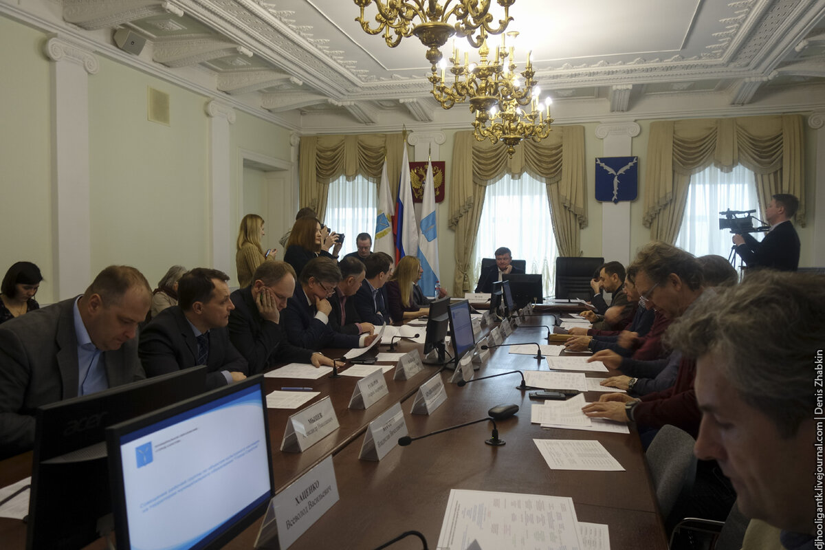 

И вот мы снова поднимаемся по этой лестнице.
