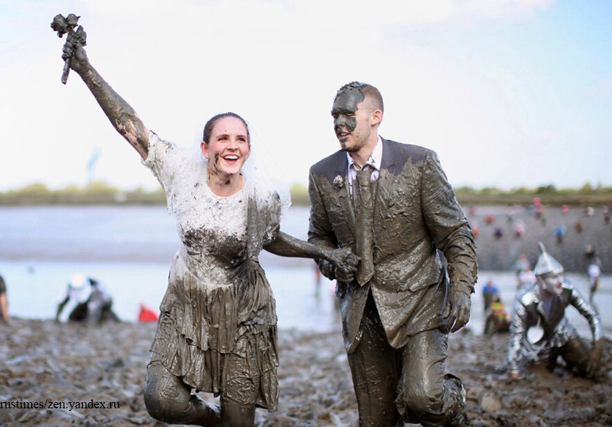 Швейцарская свадьба — молодожены в грязи 