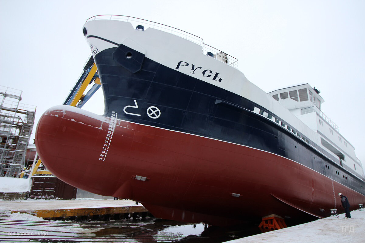 Спуск на воду первого российского краболова "Русь" / Фото: ТГД