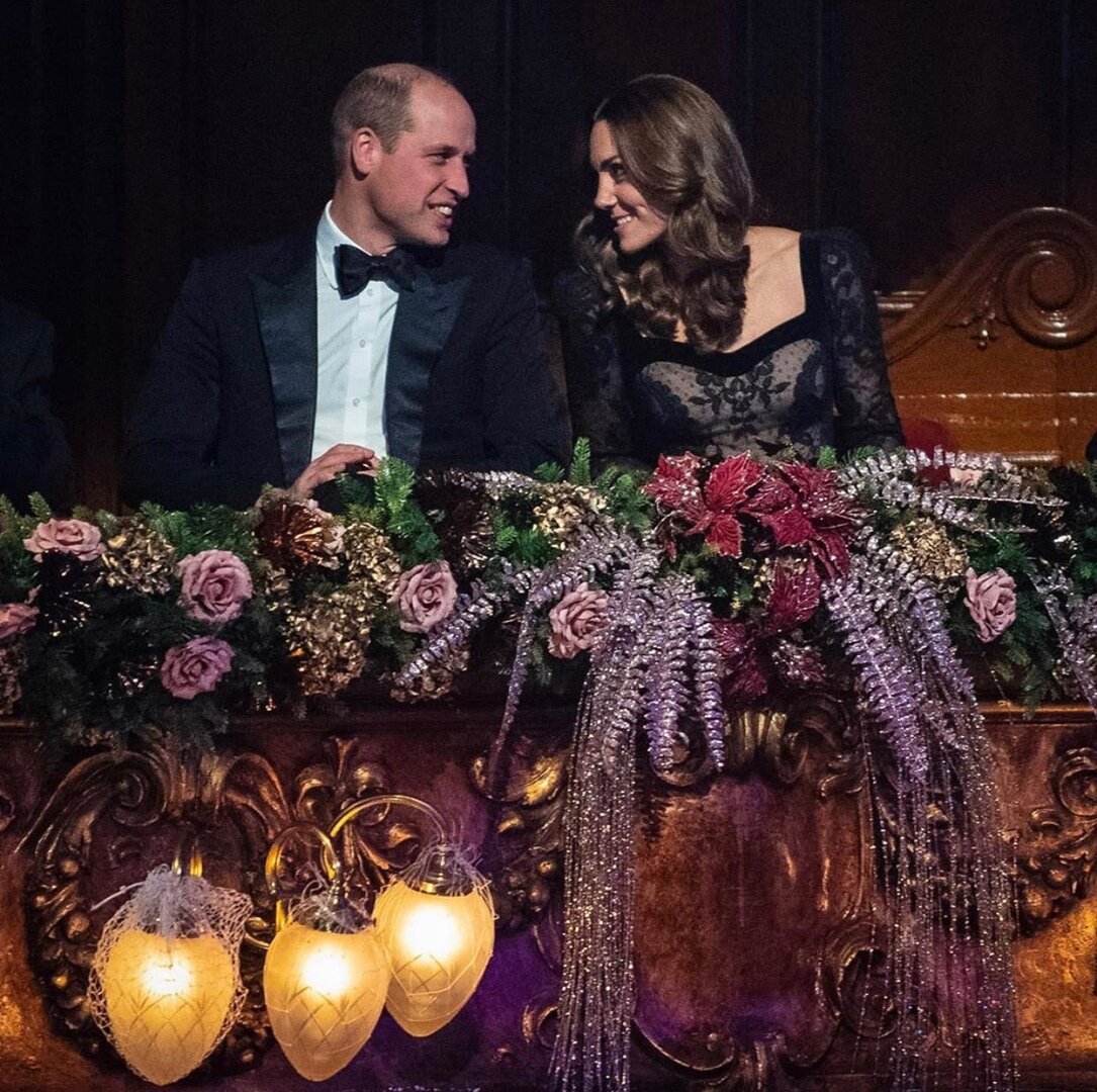 Принц Уильям и его жена Кейт на концерте Royal Variety