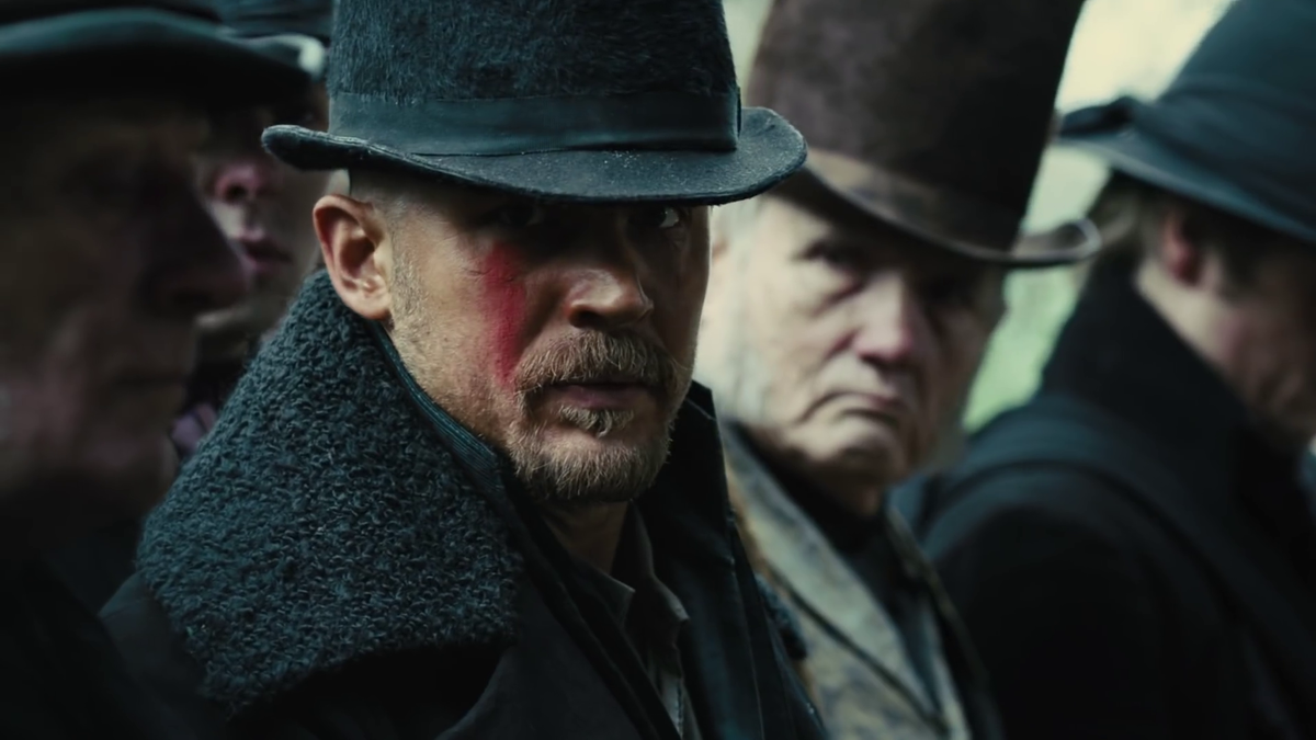 кадр из сериала "Табу"