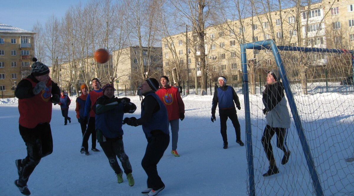 Атакуют огнеборцы